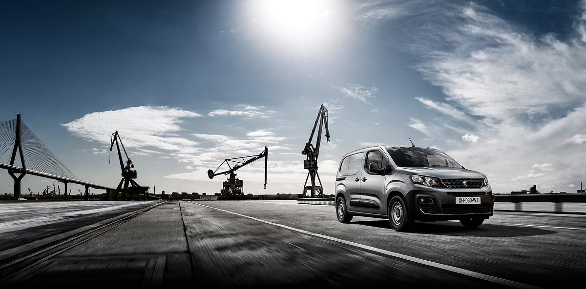 Se vores indretningsforslag til den nye  Citroen Berlingo, Peugeot Partner og Opel Combo